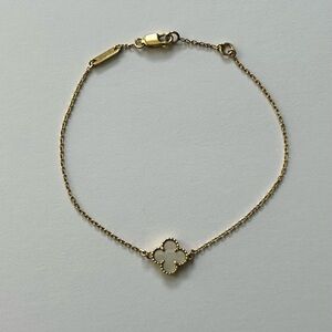 Van Cleef & Arpels Sweet Alhambra Bracelet Mother of Pearl 18K Yellow Gold VCA